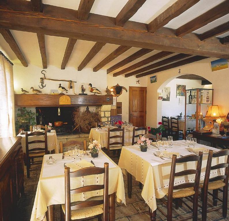 Auberge De La Fadaise Сент-Мари-де-ла-Мер Экстерьер фото